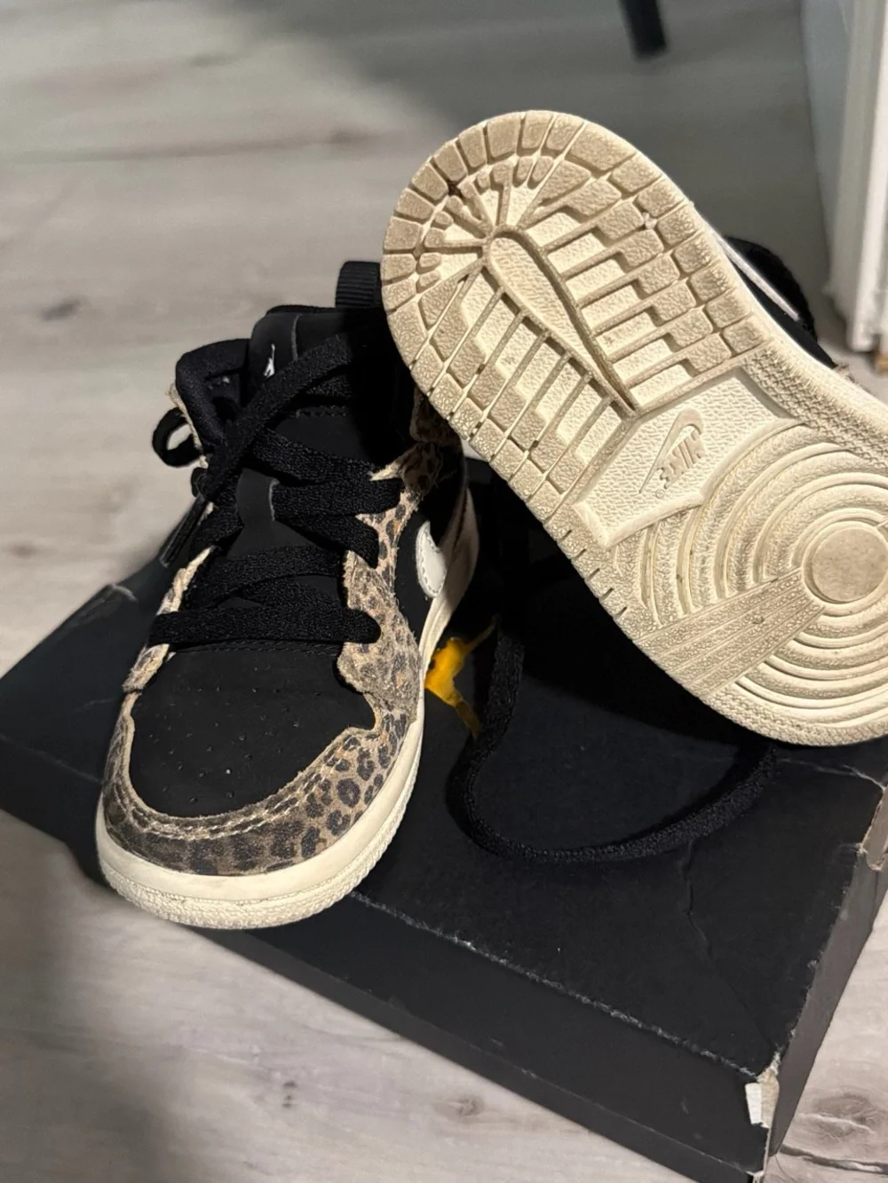 Nike Kids' Leopard Accent Dunk Low - Black/Cream
